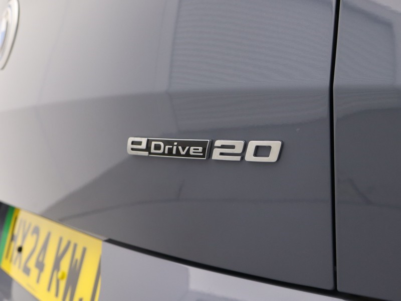 2024 (24) BMW iX2 150kW eDrive20 M Sport 65kWh 5dr Auto 5601958