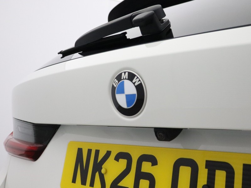 2026 (26) BMW 3 SERIES 320i M Sport 5dr Step Auto 5752034