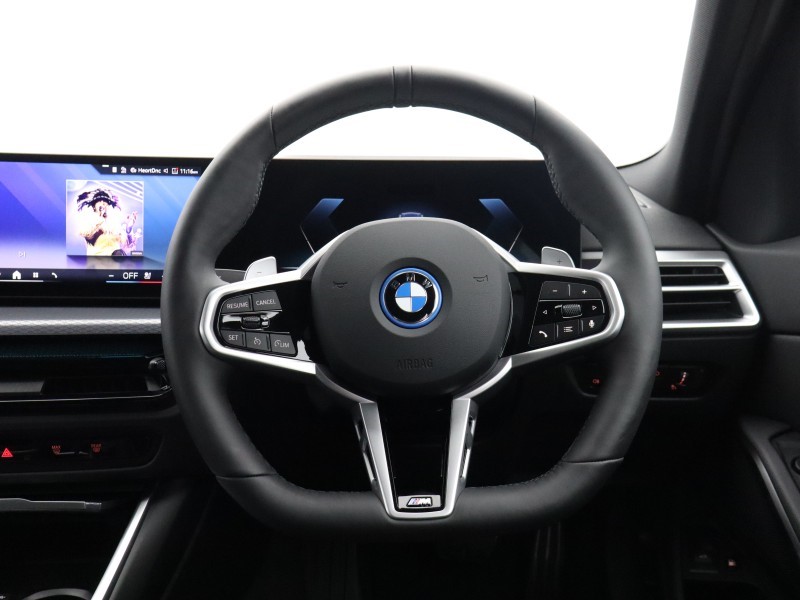 2026 (26) BMW 3 SERIES 330e 22.3 kWh M Sport 5dr Step Auto 5746070