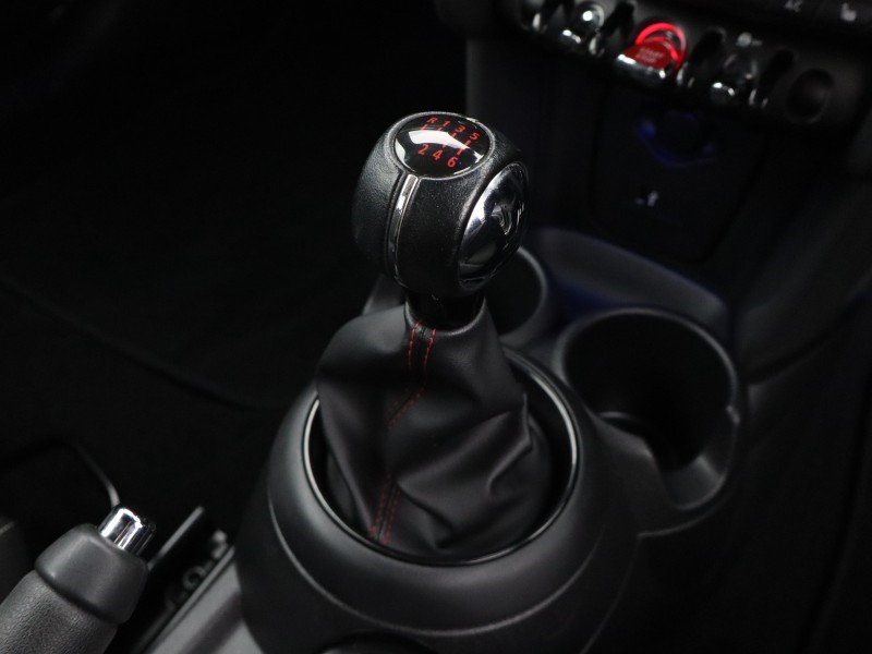 2020 (20) MINI HATCHBACK 1.5 Cooper Sport II 3dr 5608402