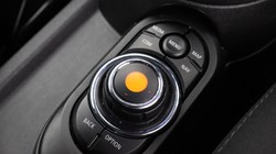 2020 (20) MINI HATCHBACK 1.5 Cooper Sport II 3dr 5608401