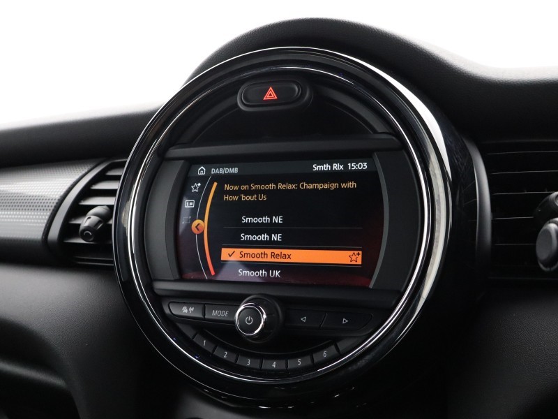 2020 (20) MINI HATCHBACK 1.5 Cooper Sport II 3dr 5608406