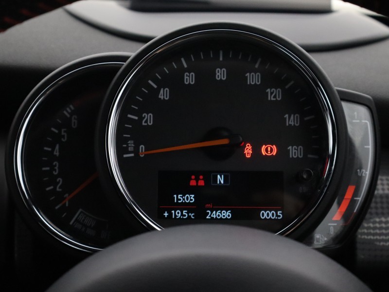 2020 (20) MINI HATCHBACK 1.5 Cooper Sport II 3dr 5608411