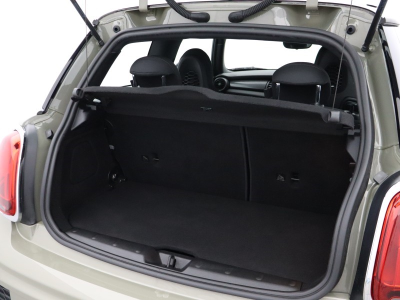 2020 (20) MINI HATCHBACK 1.5 Cooper Sport II 3dr 5608386