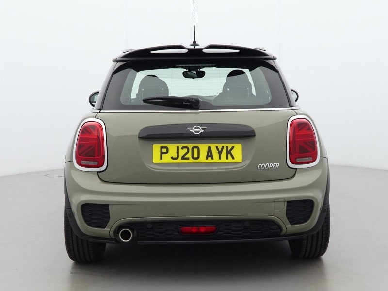 2020 (20) MINI HATCHBACK 1.5 Cooper Sport II 3dr 5608377