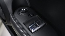 2020 (20) MINI HATCHBACK 1.5 Cooper Sport II 3dr 5608398