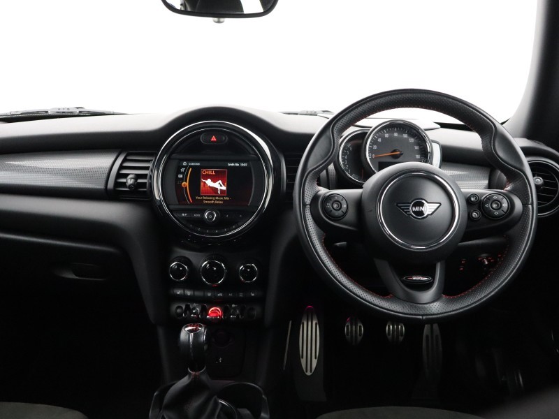 2020 (20) MINI HATCHBACK 1.5 Cooper Sport II 3dr 5608430