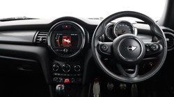 2020 (20) MINI HATCHBACK 1.5 Cooper Sport II 3dr 5608430