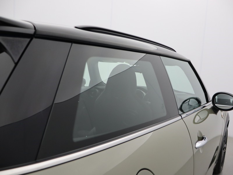 2020 (20) MINI HATCHBACK 1.5 Cooper Sport II 3dr 5608380