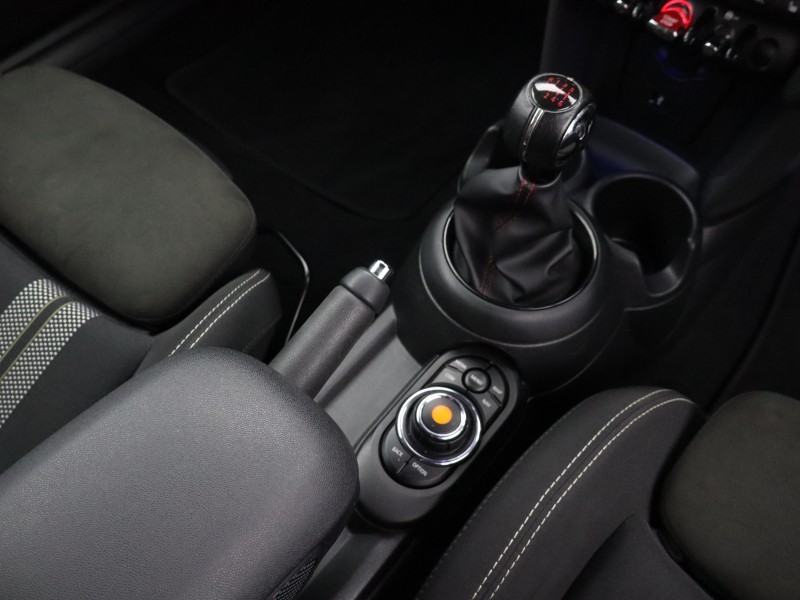 2020 (20) MINI HATCHBACK 1.5 Cooper Sport II 3dr 5608400
