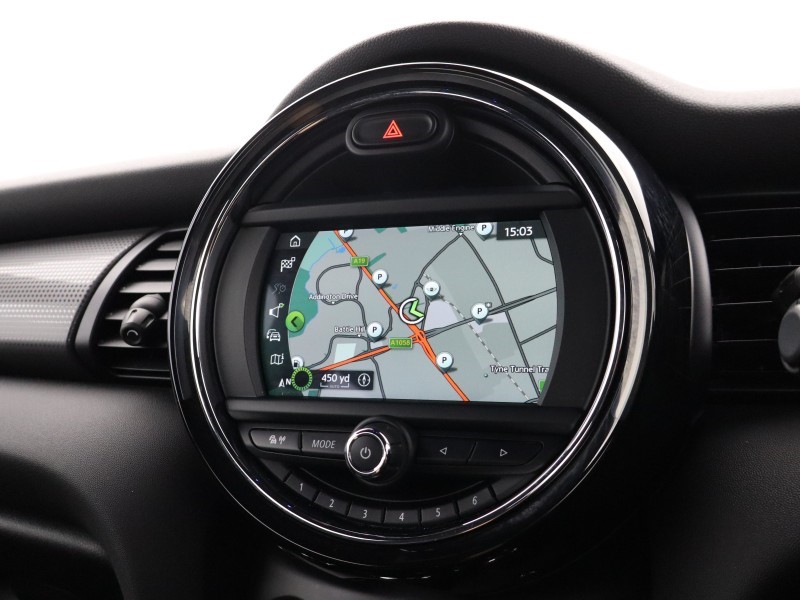 2020 (20) MINI HATCHBACK 1.5 Cooper Sport II 3dr 5608407
