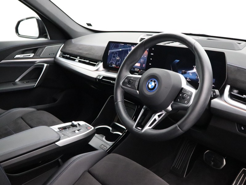 2025 (25) BMW iX1 150kW eDrive20 M Sport 65kWh 5dr Auto 5602401