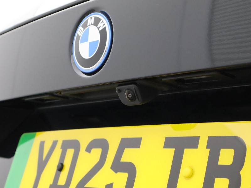 2025 (25) BMW iX1 150kW eDrive20 M Sport 65kWh 5dr Auto 5602387