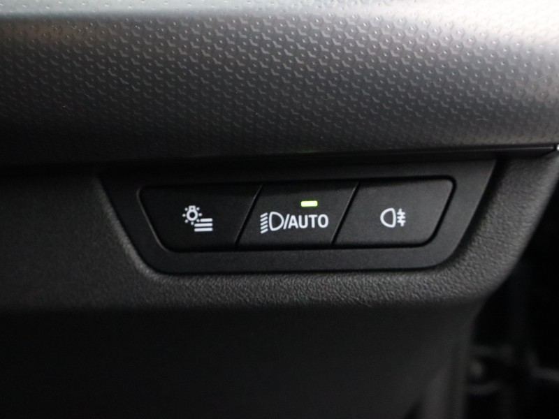 2025 (25) BMW iX1 150kW eDrive20 M Sport 65kWh 5dr Auto 5602406