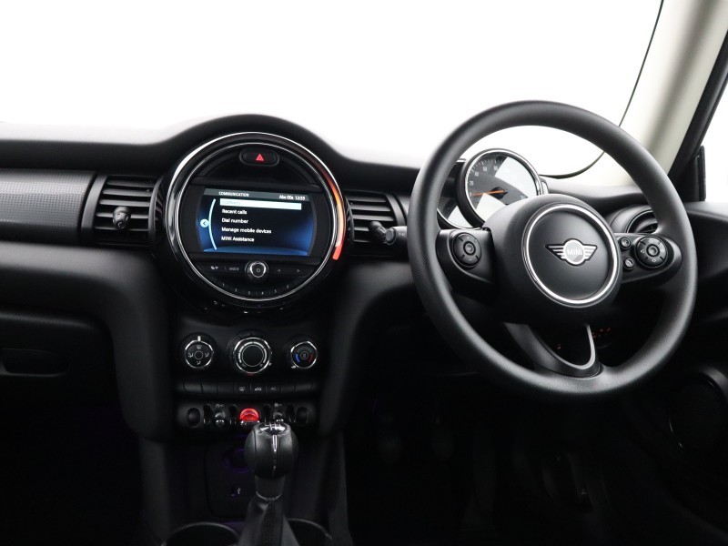 2019 (69) MINI HATCHBACK 1.5 Cooper Classic II 3dr 5616810