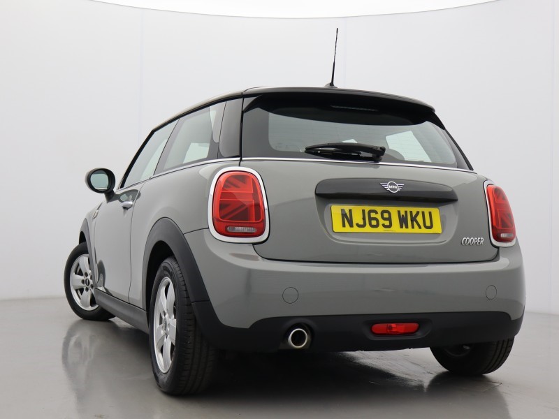 2019 (69) MINI HATCHBACK 1.5 Cooper Classic II 3dr 5616813