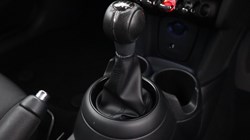 2019 (69) MINI HATCHBACK 1.5 Cooper Classic II 3dr 5616789