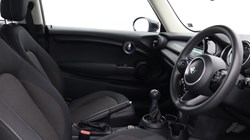 2019 (69) MINI HATCHBACK 1.5 Cooper Classic II 3dr 5616801