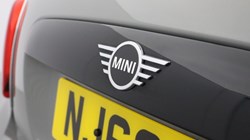 2019 (69) MINI HATCHBACK 1.5 Cooper Classic II 3dr 5616768