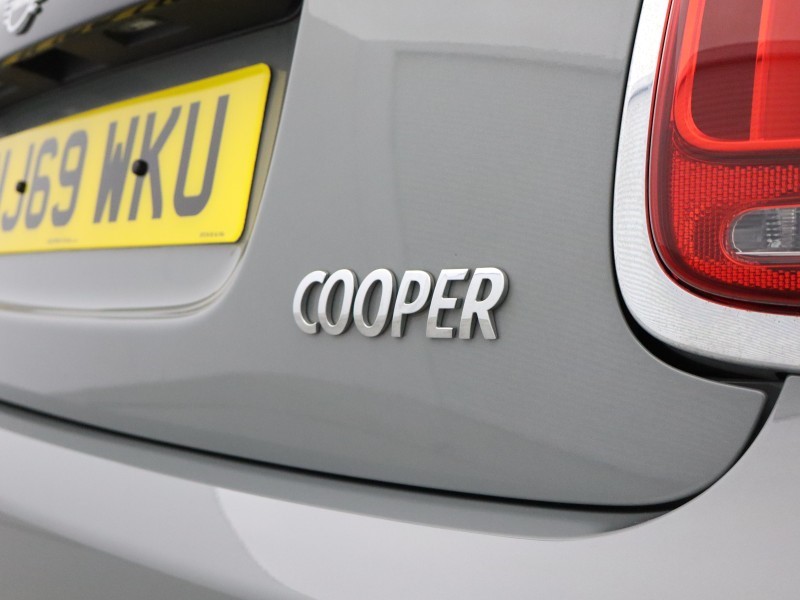 2019 (69) MINI HATCHBACK 1.5 Cooper Classic II 3dr 5616767