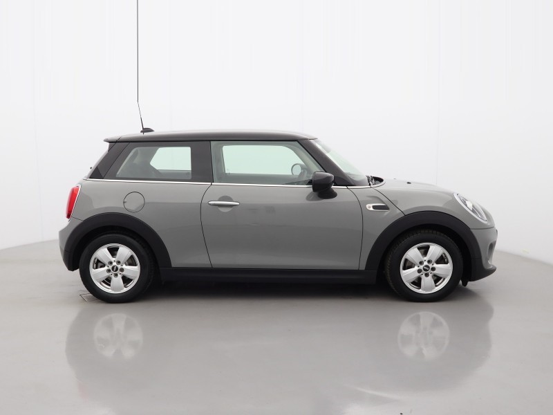 2019 (69) MINI HATCHBACK 1.5 Cooper Classic II 3dr 5616765