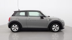 2019 (69) MINI HATCHBACK 1.5 Cooper Classic II 3dr 5616765