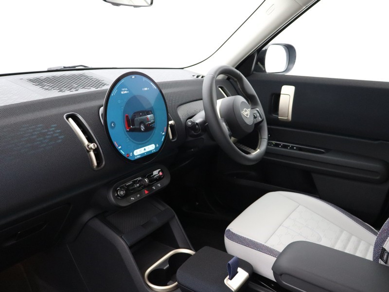 2026 (75) MINI COUNTRYMAN 1.5 C Classic 5dr Auto 5606636