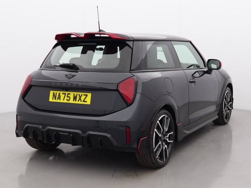 2025 (75) MINI COOPER 1.5 C Sport 3dr Auto 5611036