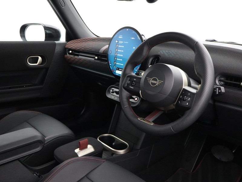 2025 (75) MINI COOPER 1.5 C Sport 3dr Auto 5611284