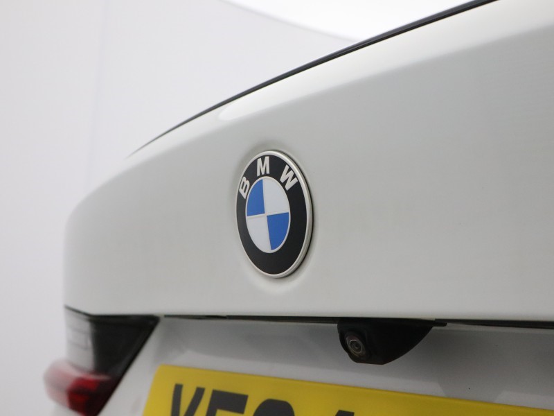 2024 (24) BMW 3 SERIES 320i M Sport 4dr Step Auto 5627397