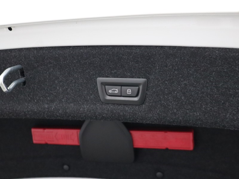2024 (24) BMW 3 SERIES 320i M Sport 4dr Step Auto 5627403