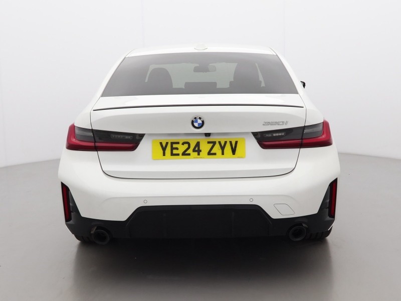 2024 (24) BMW 3 SERIES 320i M Sport 4dr Step Auto 5627392