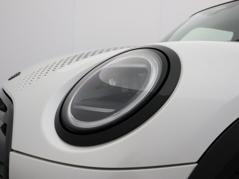 2025 (75) MINI COOPER 2.0 S Sport 3dr Auto 5619272