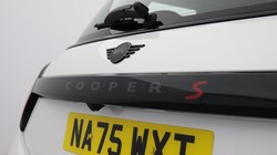 2025 (75) MINI COOPER 2.0 S Sport 3dr Auto 5619263
