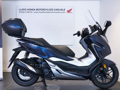 2020 (20) Honda NSS 300 Forza