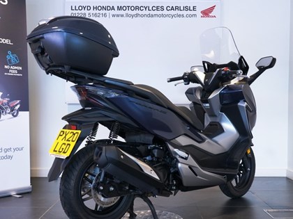 2020 (20) Honda NSS 300 Forza
