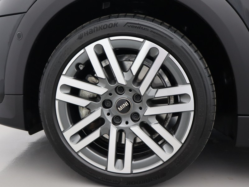 2025 (25) MINI COOPER 2.0 S Classic 3dr Auto 5630062