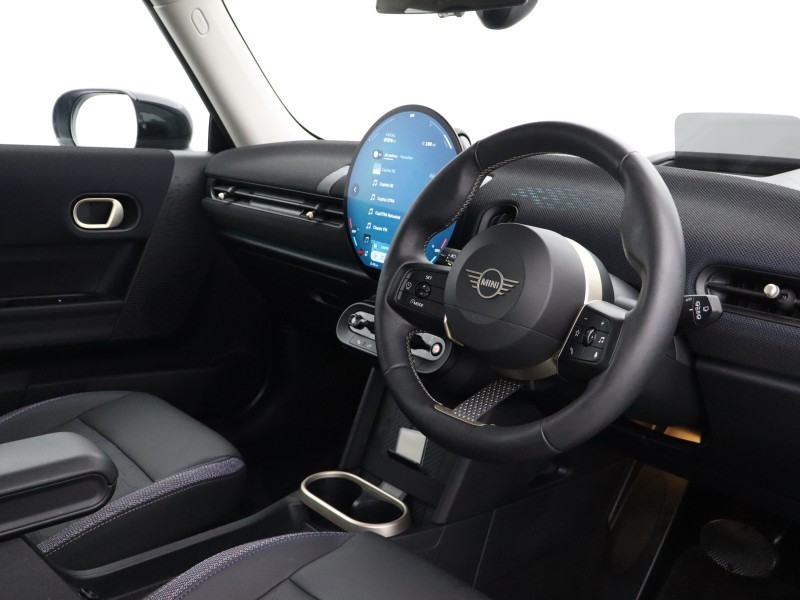 2025 (25) MINI COOPER 2.0 S Classic 3dr Auto 5630069