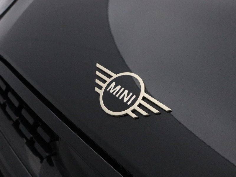 2025 (25) MINI COOPER 2.0 S Classic 3dr Auto 5630064