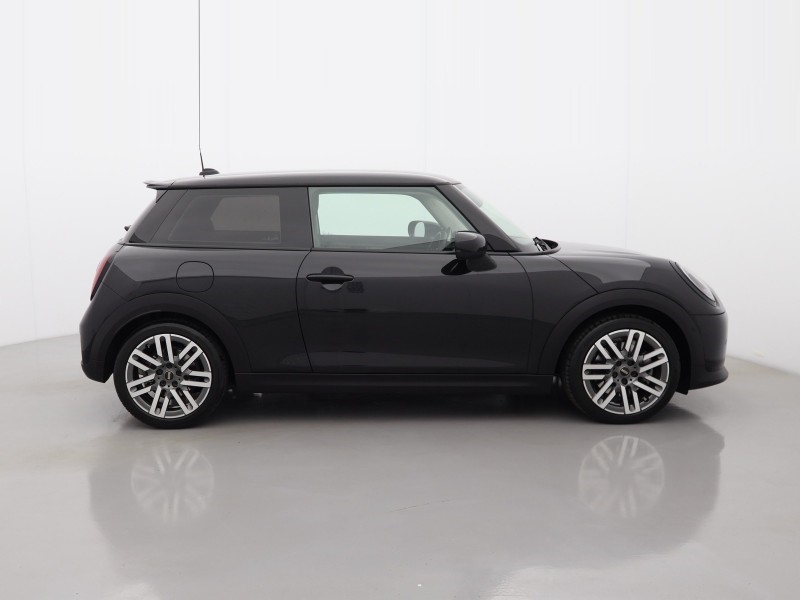 2025 (25) MINI COOPER 2.0 S Classic 3dr Auto 5630052