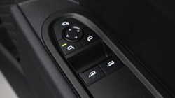 2025 (25) MINI COOPER 2.0 S Classic 3dr Auto 5630072