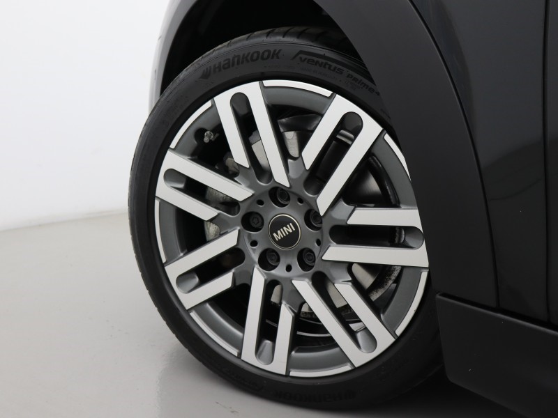 2025 (25) MINI COOPER 2.0 S Classic 3dr Auto 5630103