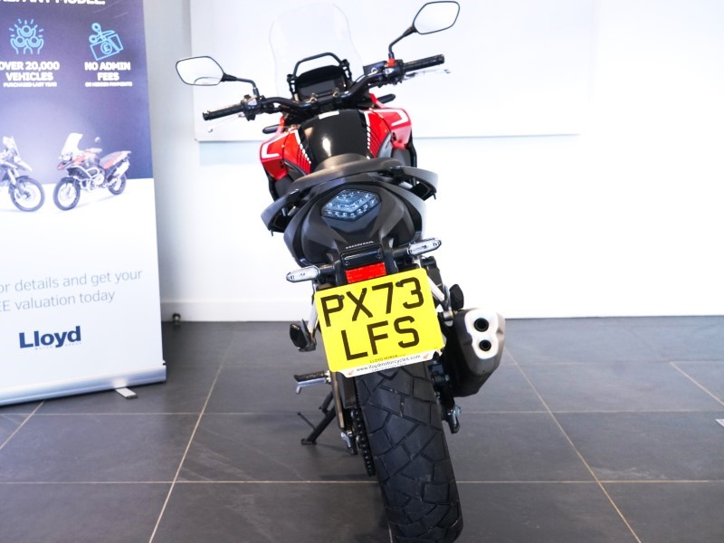 2023 (73) Honda CB500X 3209804