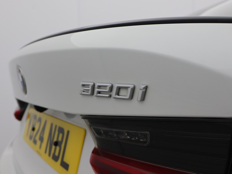 2024 (24) BMW 3 SERIES 320i M Sport 4dr Step Auto 5684300