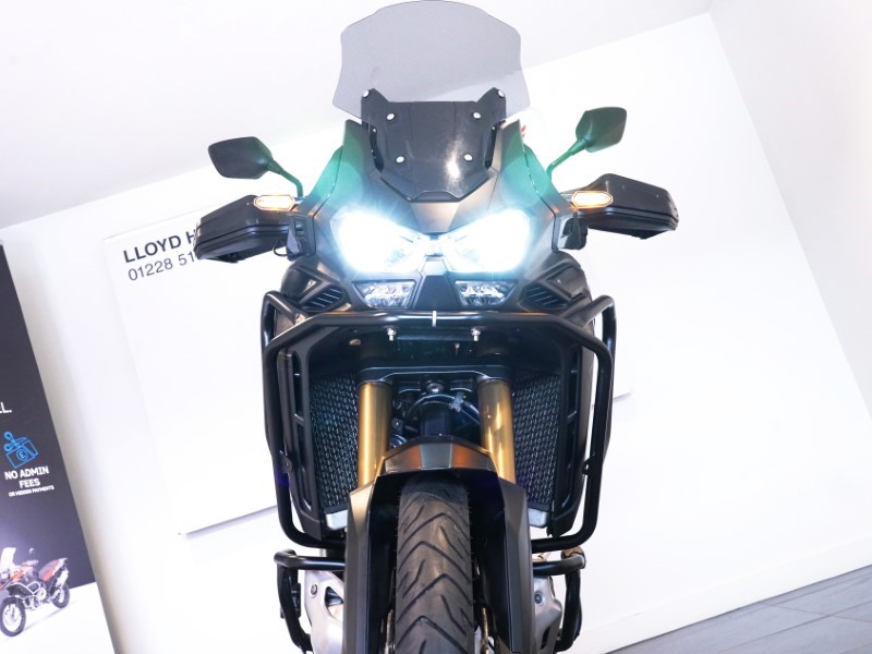 2022 (22) Honda Africa Twin CRF1100 3453700