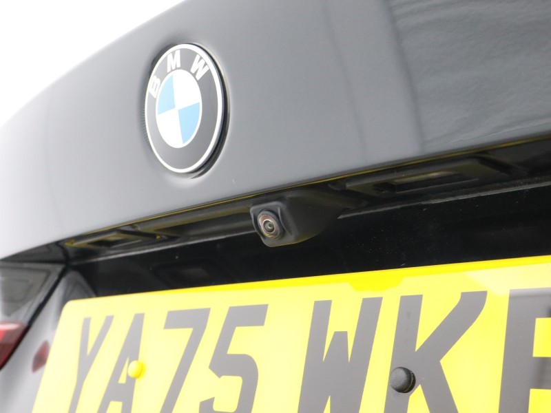 2026 (75) BMW 3 SERIES 320i M Sport 4dr Step Auto 5630558