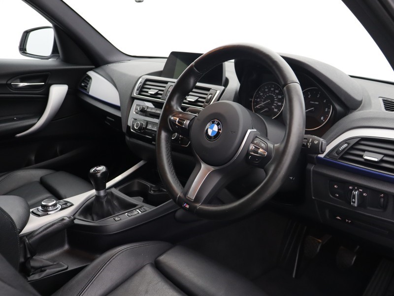 2017 (17) BMW 1 SERIES 118d M Sport 5dr [Nav] 5700821