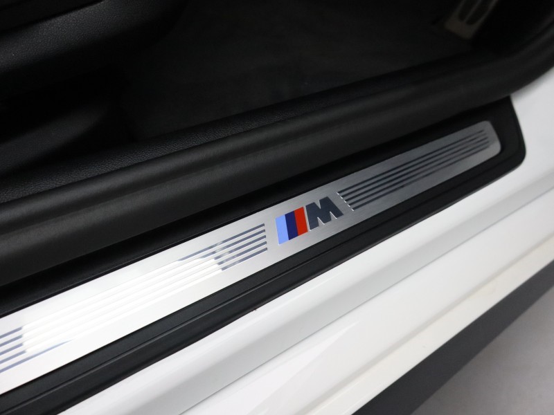 2023 (23) BMW 5 SERIES 520d MHT M Sport 4dr Step Auto 5663519