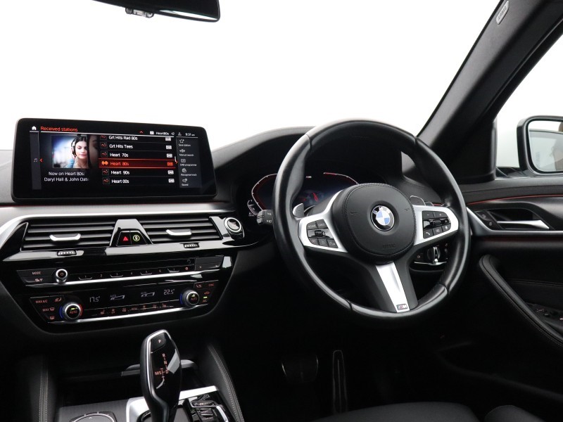 2023 (23) BMW 5 SERIES 520d MHT M Sport 4dr Step Auto 5663547
