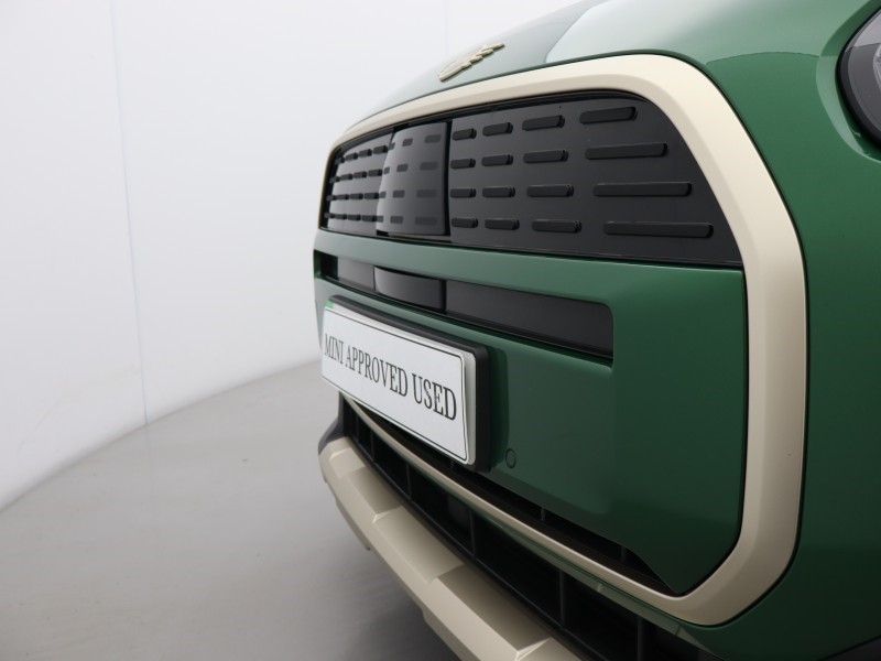 2025 (75) MINI COUNTRYMAN 150kW E Exclusive 66kWh 5dr Auto 5652312